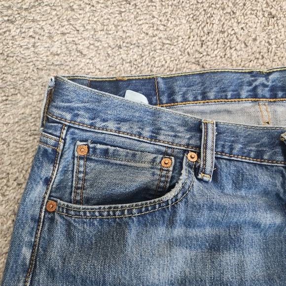 Levis 501 Jeans Mens 34x30 Blue Denim Button Fly Straight Relaxed Fit Casual - Picture 4 of 14
